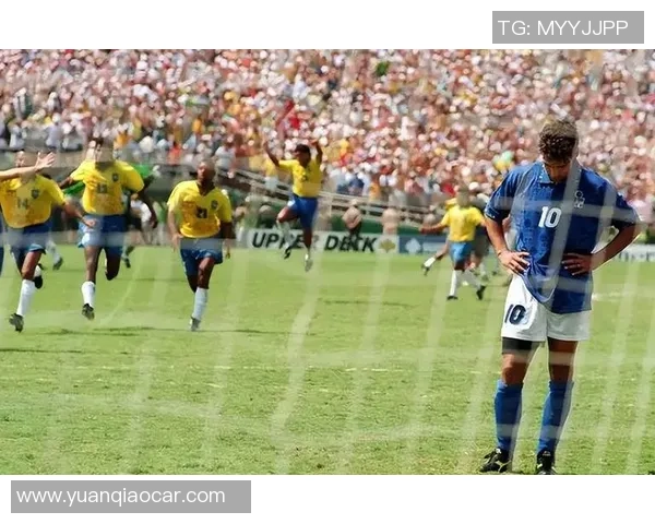 足球界那些只能踢半场的球星他们如何克服身体局限依然闪耀赛场